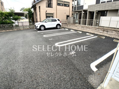 【駐車場】 | シャンス | カースペースがあります