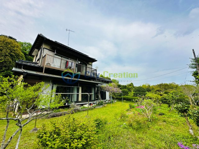 秦野市千村　家庭菜園が出来る約523坪の中古戸建の外観