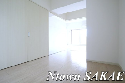 【居間・リビング】 | アモン　フォンテーヌ | ゆったりとしたリビングです