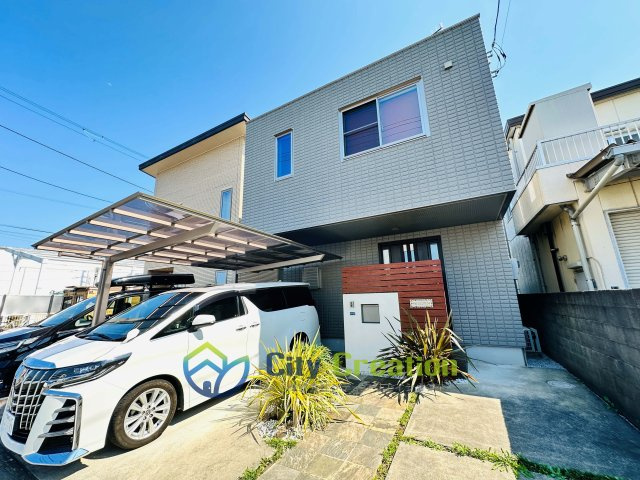 平塚市東八幡　ストックヘーベルハウスの外観