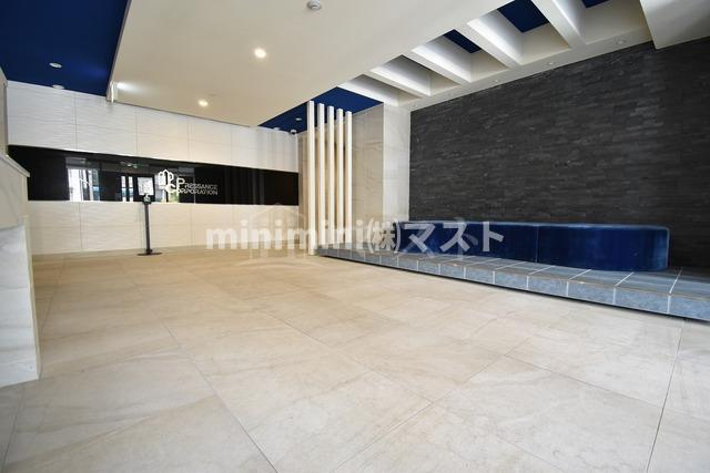 プレサンスOSAKA DOMECITYスクエアのロビー