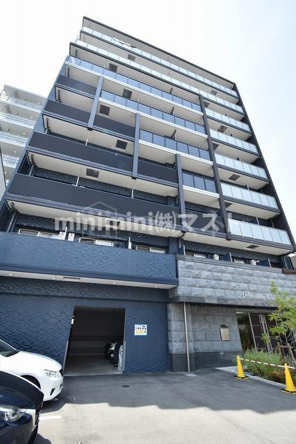 プレサンスOSAKA DOMECITYスクエアの外観