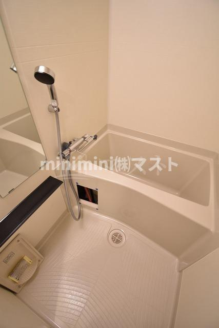 プレサンスOSAKA DOMECITYスクエアの浴室