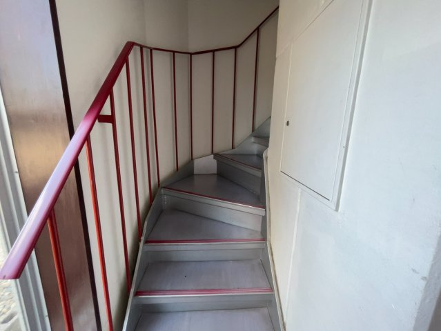 伊三郎ビルの玄関