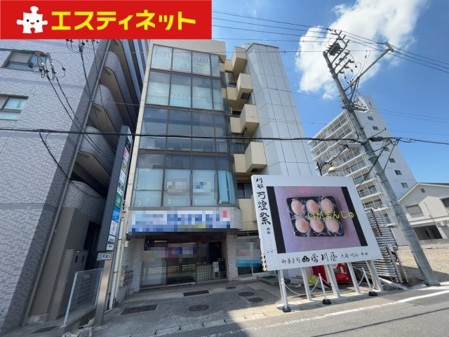 伊三郎ビルの外観