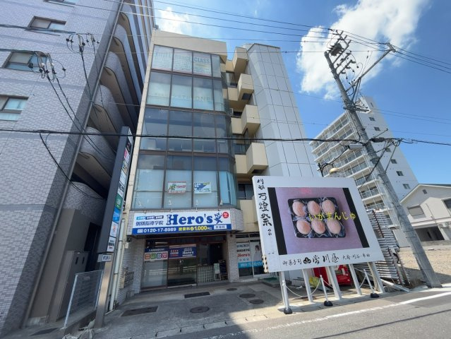 伊三郎ビルの周辺