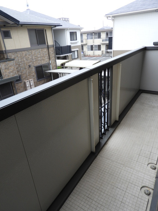 フローレスかおり　Ｄのバルコニー