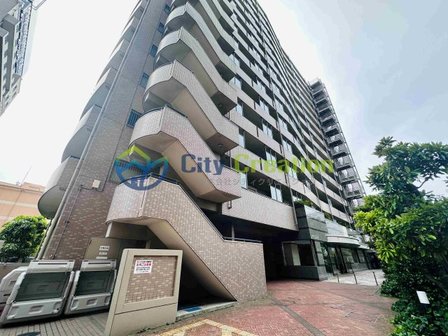 サーパス茅ヶ崎駅前