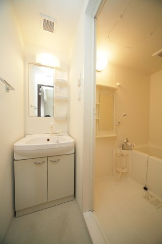 ビッグバン京都西陣の洗面所|305号室