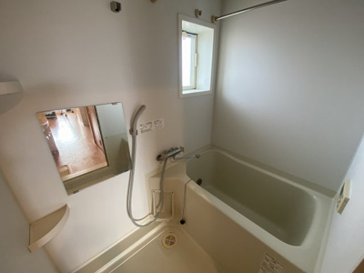 【浴室】 | ドゥムールストレチア