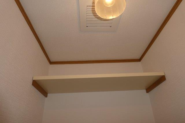 アプランドルⅢのトイレ|トイレ棚