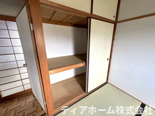 磯野戸建ての和室