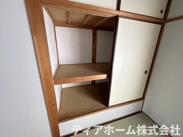 磯野戸建ての収納