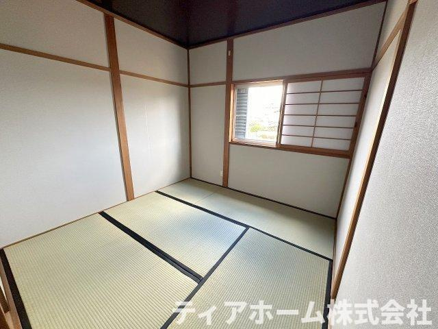 磯野戸建ての和室