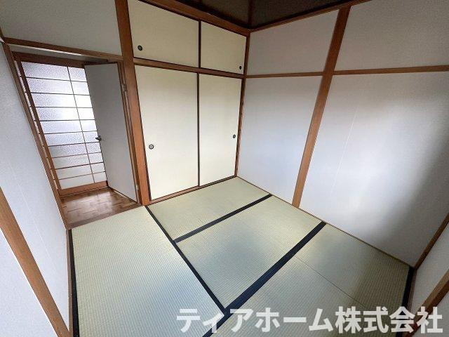 磯野戸建ての和室