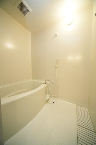 メゾンカレの浴室