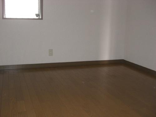ヴィアーレマルフク南館の寝室