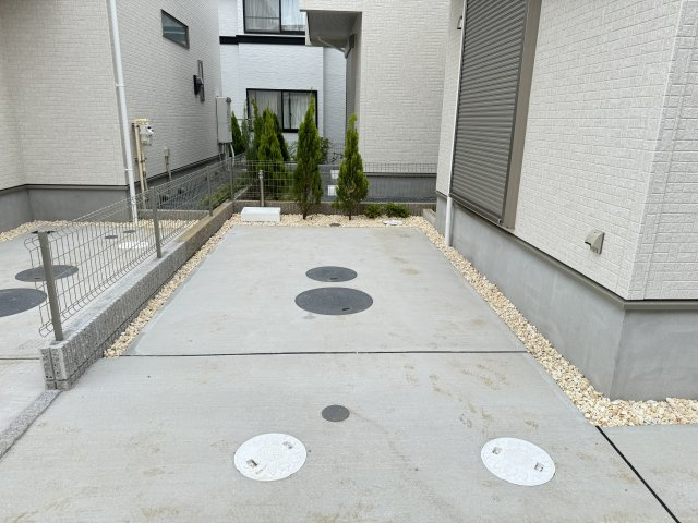 市川市中国分２丁目新築戸建の駐車場|2号棟駐車スペース