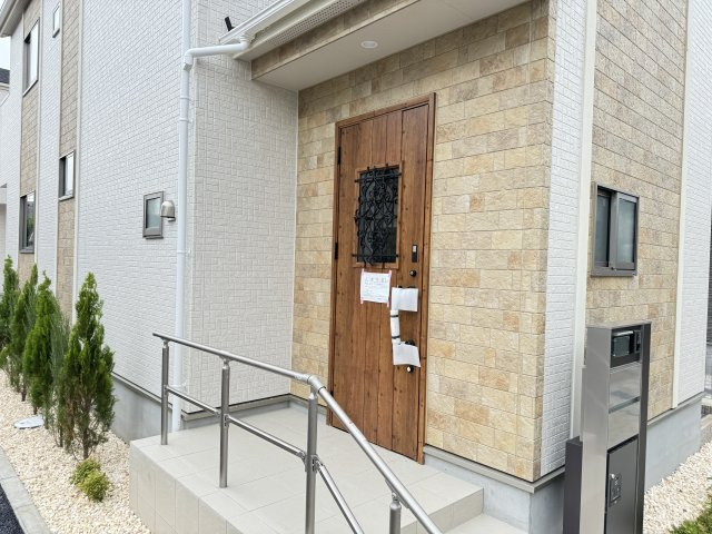 市川市中国分２丁目新築戸建のエントランス|エントランス・玄関ポーチ