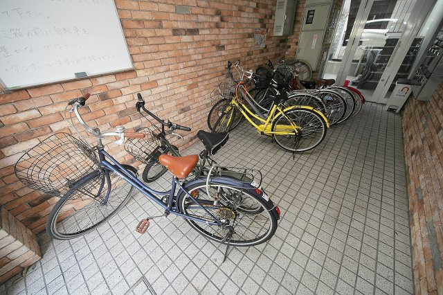 クレイン山里のその他共用部分|駐輪場