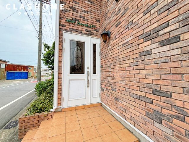 Ｍｉｓｔ　Ｈｏｕｓｅ 103のエントランス