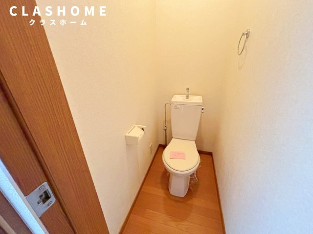 Ｍｉｓｔ　Ｈｏｕｓｅ 103のトイレ|同物件の別部屋になります。