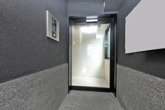 GRAND　FIRSTのエントランス