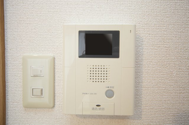 フラッティ廬山寺千本のセキュリティ|モニター付きインターフォン