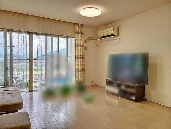 【居間・リビング】