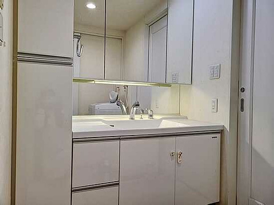 【独立洗面台】