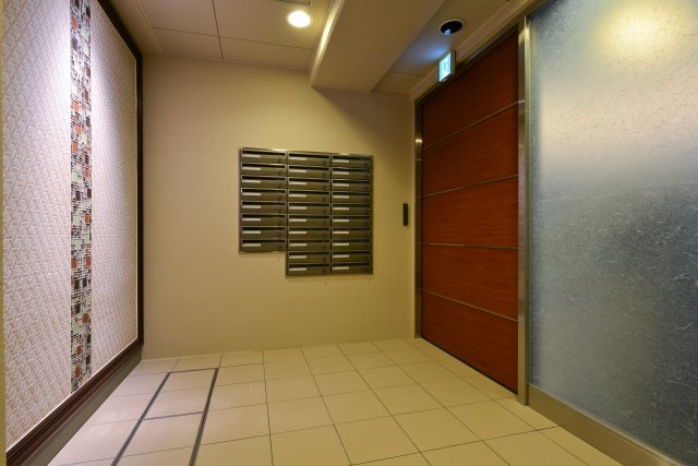 ルミネス姉西洞院のロビー