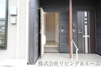 【玄関】 | フォンターナ