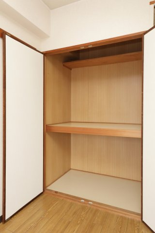 モンテベルデエイトの収納|303号室