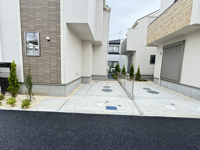 市川市中国分２丁目新築戸建の駐車場|3号棟駐車スペース