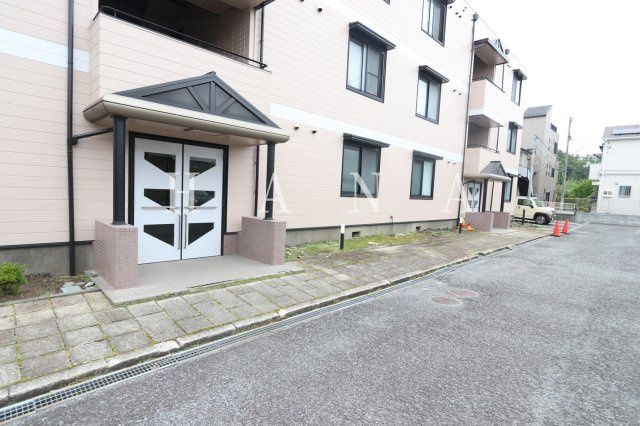 エスポワール東大和のエントランス