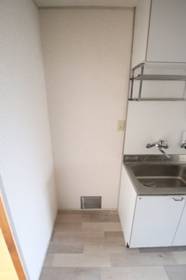 【その他】 | フォーリストハイムA棟 | 冷蔵庫スペース