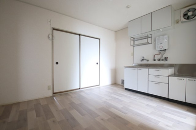 【居間・リビング】 | フォーリストハイムA棟