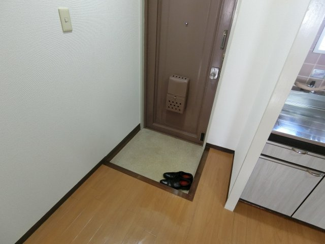 【玄関】 | ジャルダン上本町