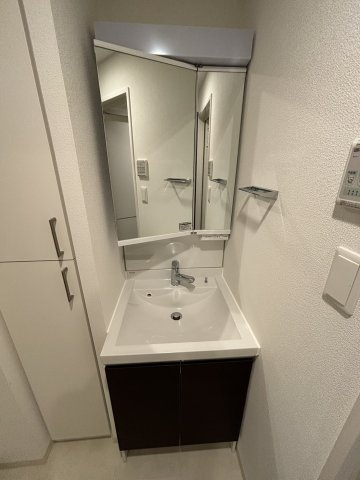 スプランディッドVIIの独立洗面台