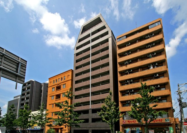 S-FORT二条城前の外観
