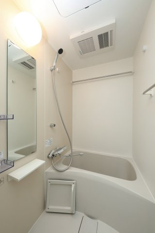 学生会館　ベルフェリーク京都洛北の浴室