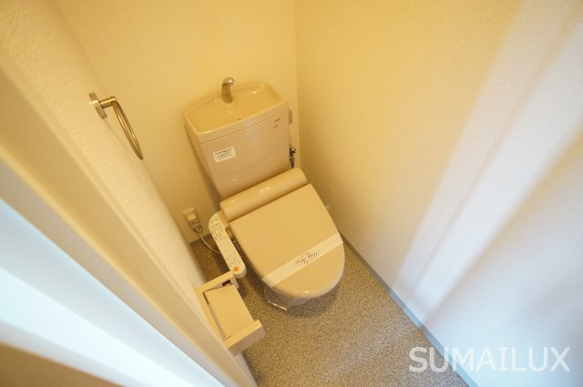 熊本市西区二本木３丁目の賃貸マンションのトイレ