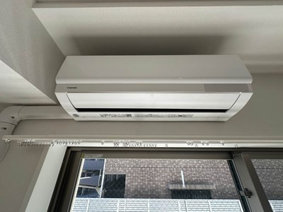 【設備】 | ルーチェ日吉 | 暑い夏や寒い冬に大活躍！リビングダイニングキッチンにあるエアコンです☆冷暖房完備で1年中快適に過ごせます♪
