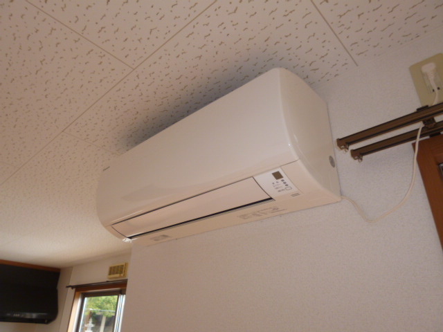 ヴィラ鴻の設備|エアコン