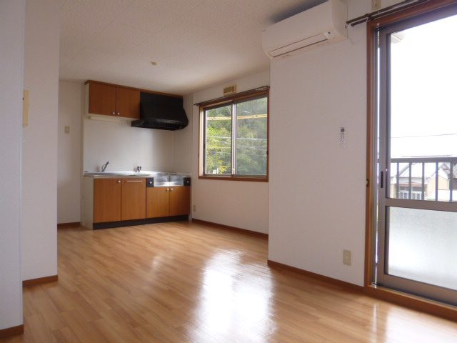 ヴィラ鴻の居間・リビング