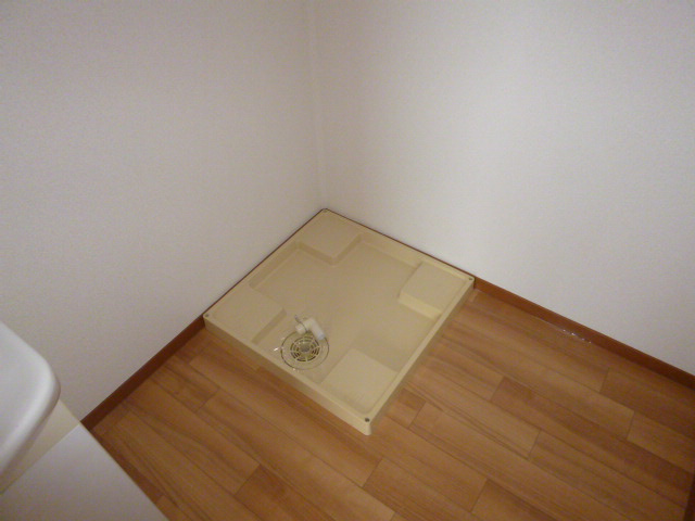 ヴィラ鴻のその他|洗濯機置き場