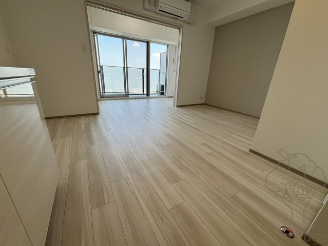 スプランディッドVIIの居間・リビング
