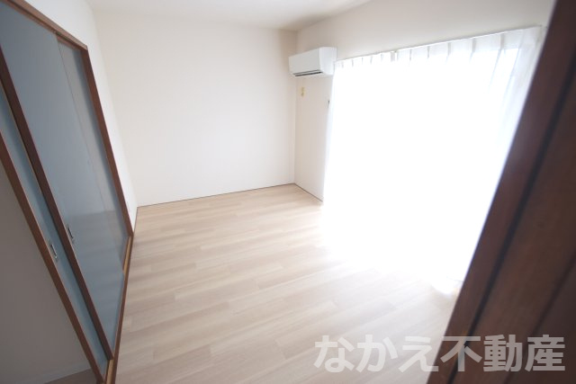 【寝室】