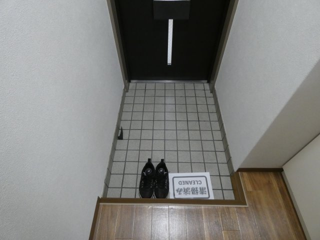 【玄関】 | ロイヤルヴィラ