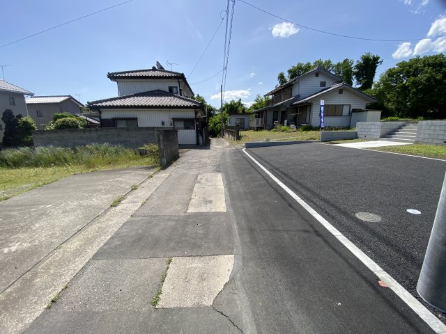 新築　高崎市箕郷町西明屋第4　クレイドルガーデン　2号棟の前面道路含む現地写真|南側接道幅員約4ｍ　